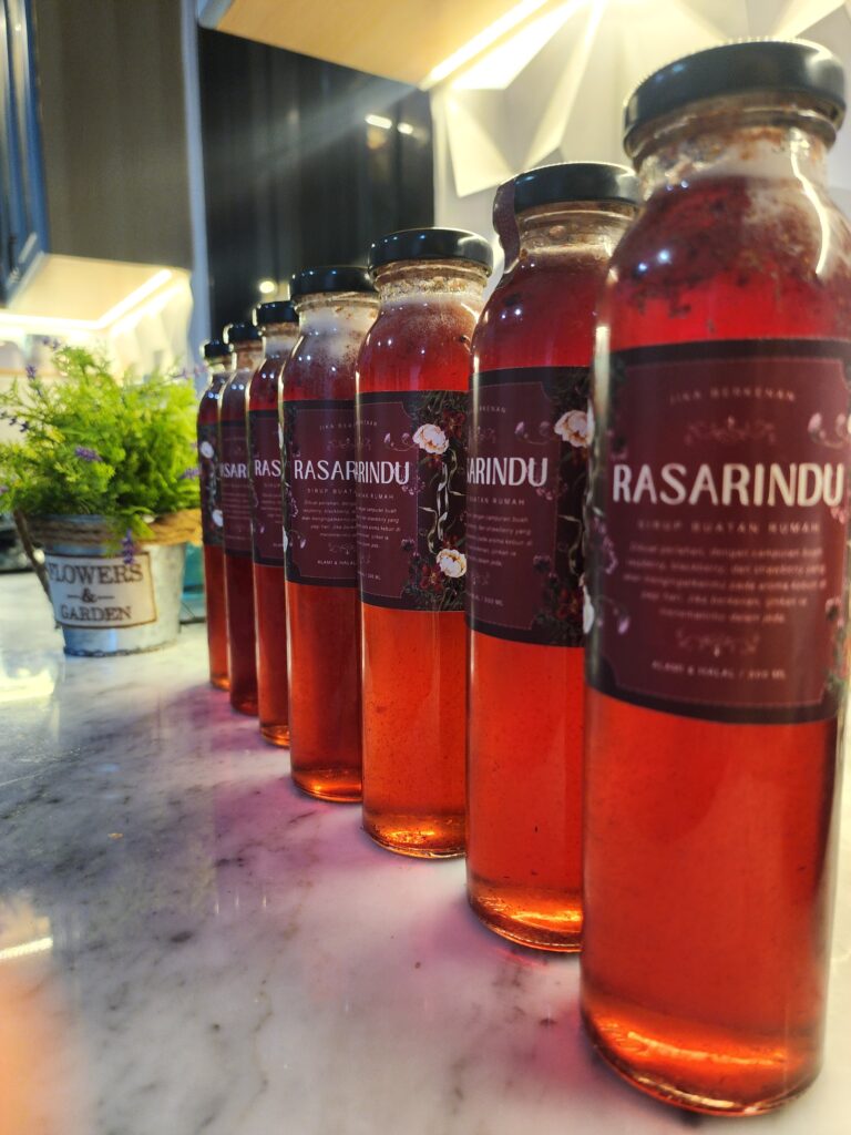 Minuman Tradisi Khas Buatan Rumah